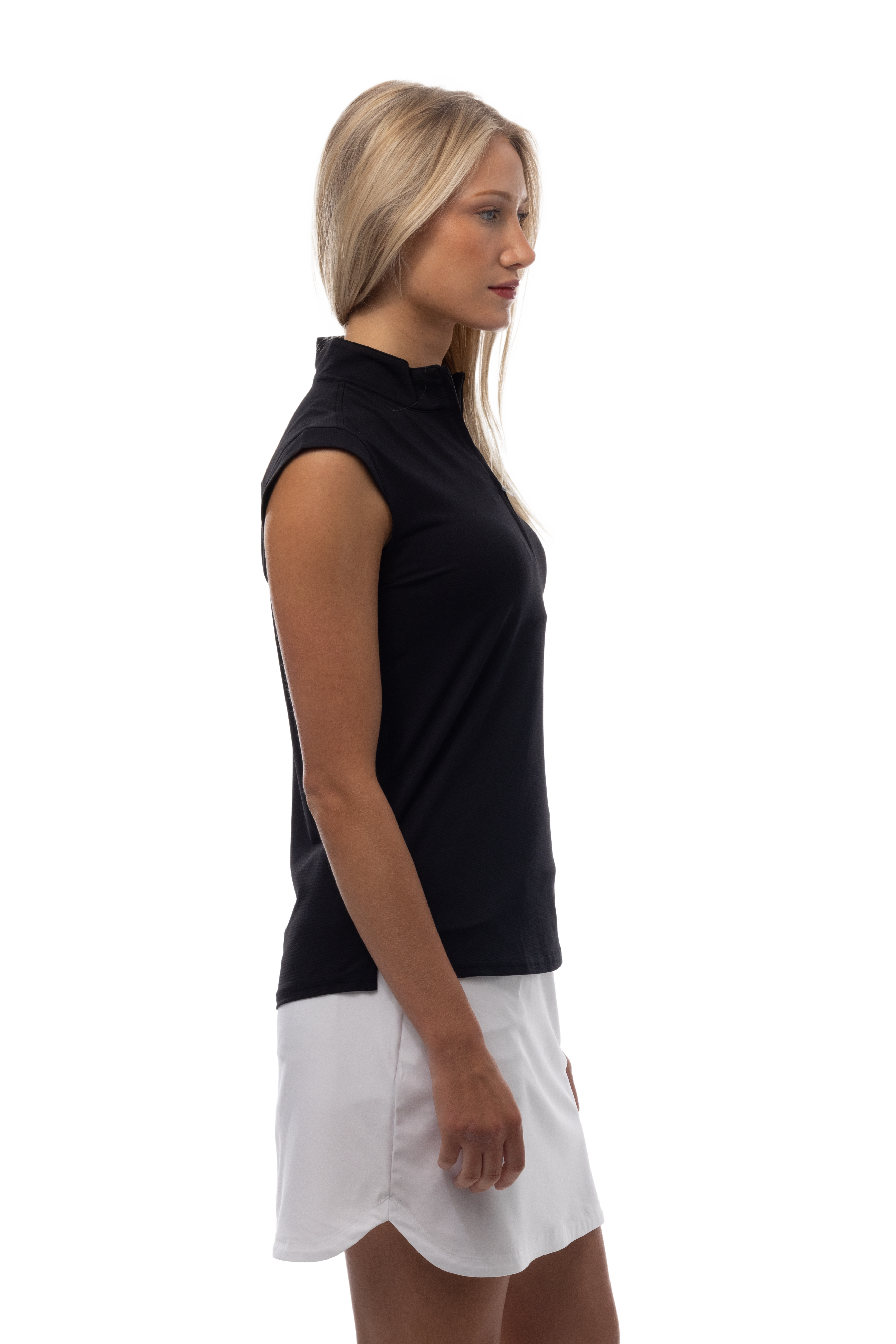 SANSOLEIL 1/4 ZIP SLEEVELESS SOLID MOCK. BLACK.  900627 - SanSoleil