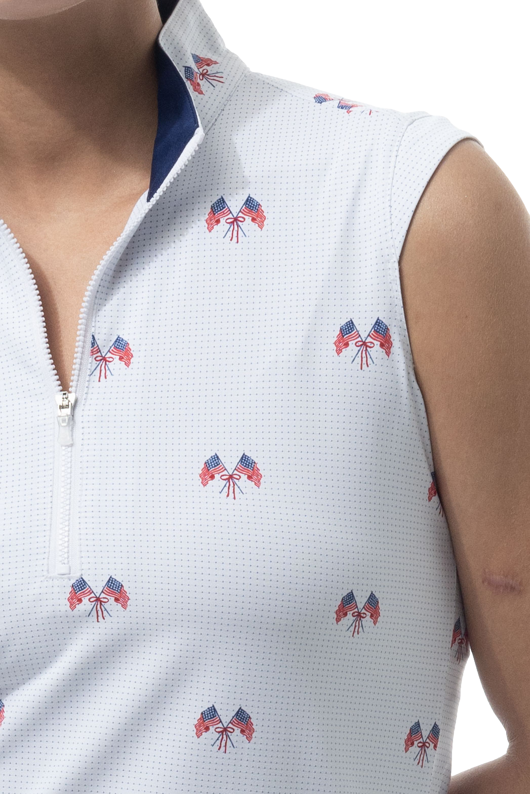 COOLING ULTRA-MESH ZIP SLEEVELESS MOCK. PARADE DAY. 900654 - SanSoleil